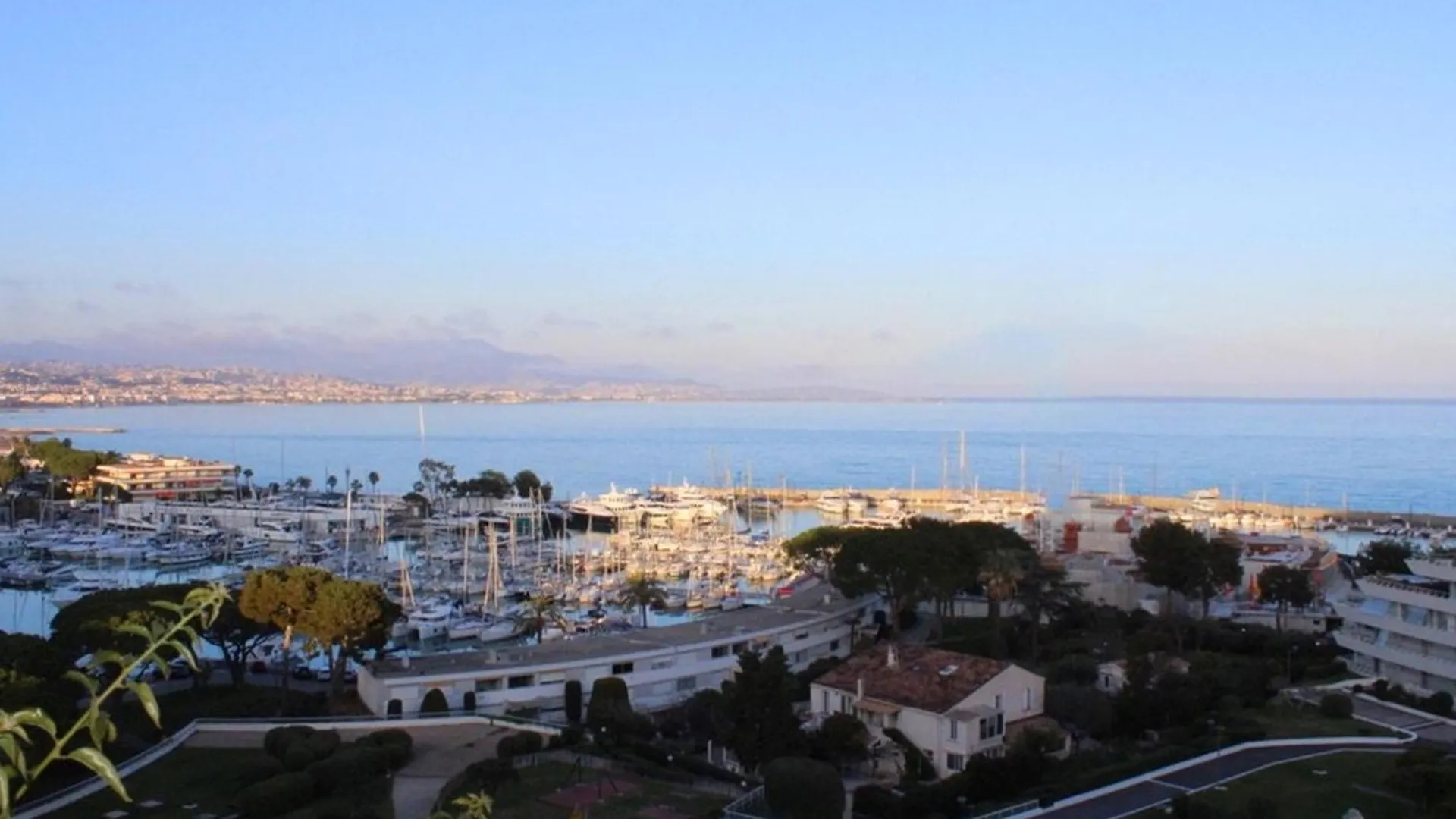 Splendide T2 Avec Terrasse Et Garage, A 3 Min De La Plage, 4 Couchages - Fr-1-252A-120 Villeneuve-Loubet Francia